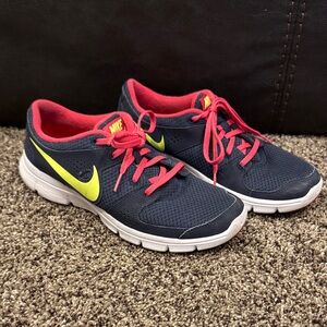 Nike Kids Navy and Pink Sneakers with Yellow Swoosh